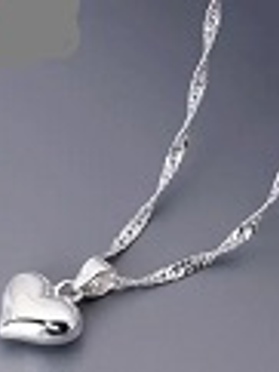 Collar con Colgante de Corazón – Elegancia Atemporal 1