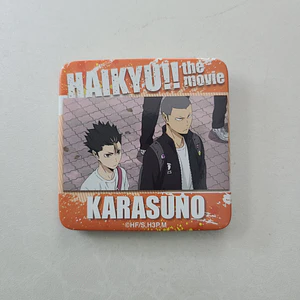 [Karasuno] Tanaka & Nishinoya - Chapita metálica [Haikyuu]