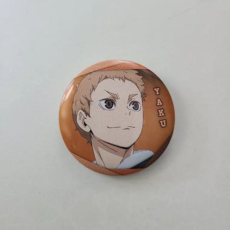 [Nekoma] Yaku Morisuke - Chapita metálica [Haikyuu] 1