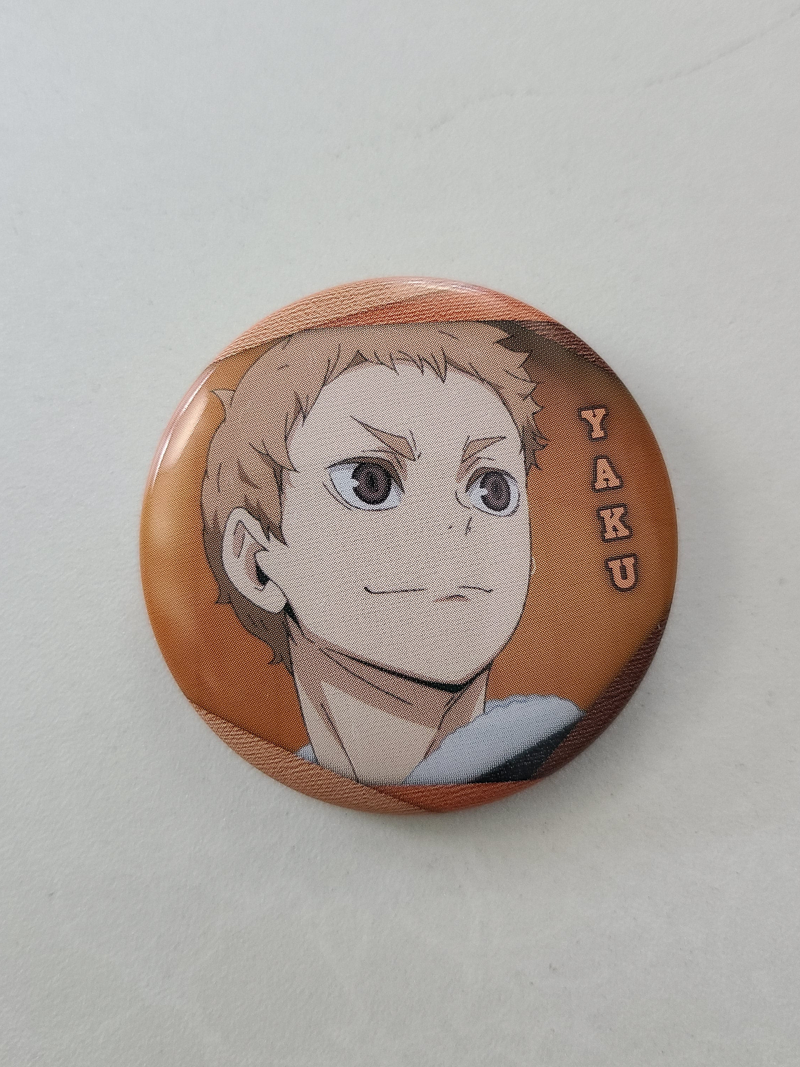[Nekoma] Yaku Morisuke - Chapita metálica [Haikyuu] 1