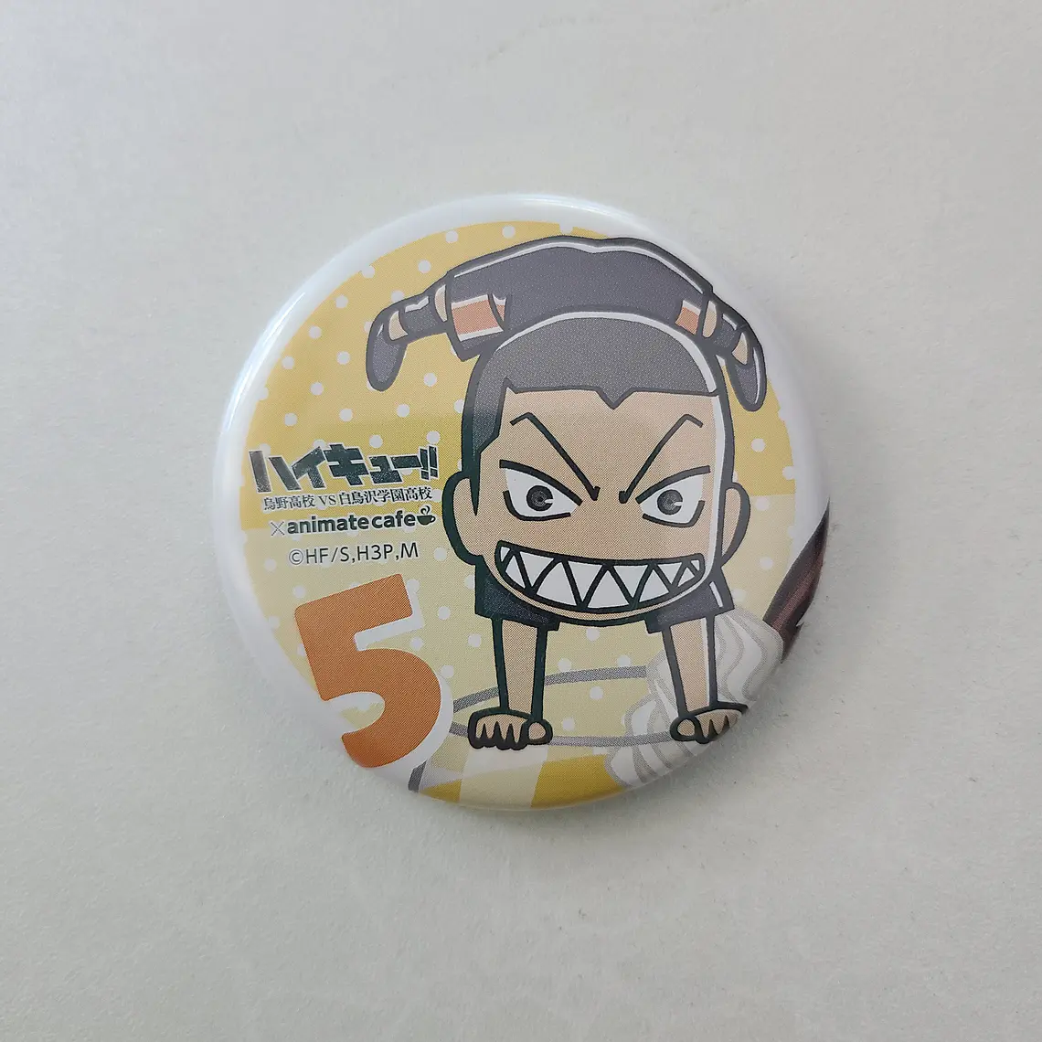 [Karasuno] Tanaka Ryuunosuke - Chapita metálica [Haikyuu] 1