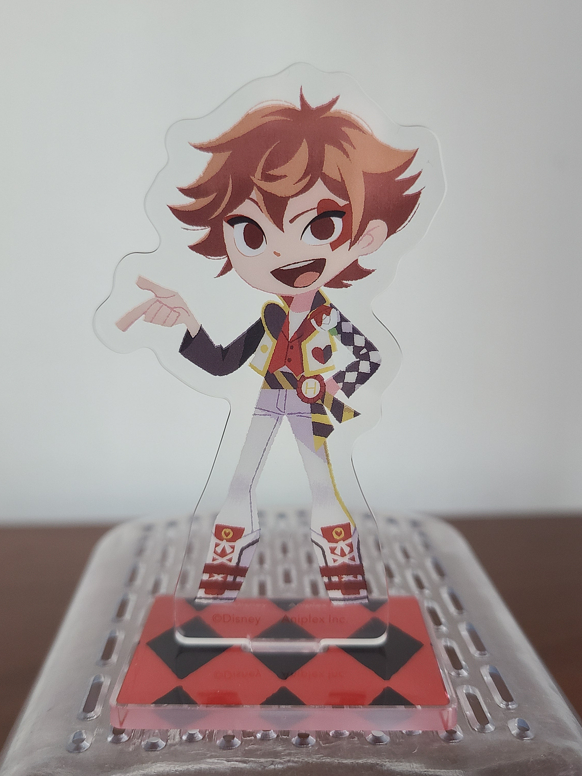 [Heartslabyul] Ace Trappola - Stand acrílico Gurihiru style [Twisted Wonderland] 1