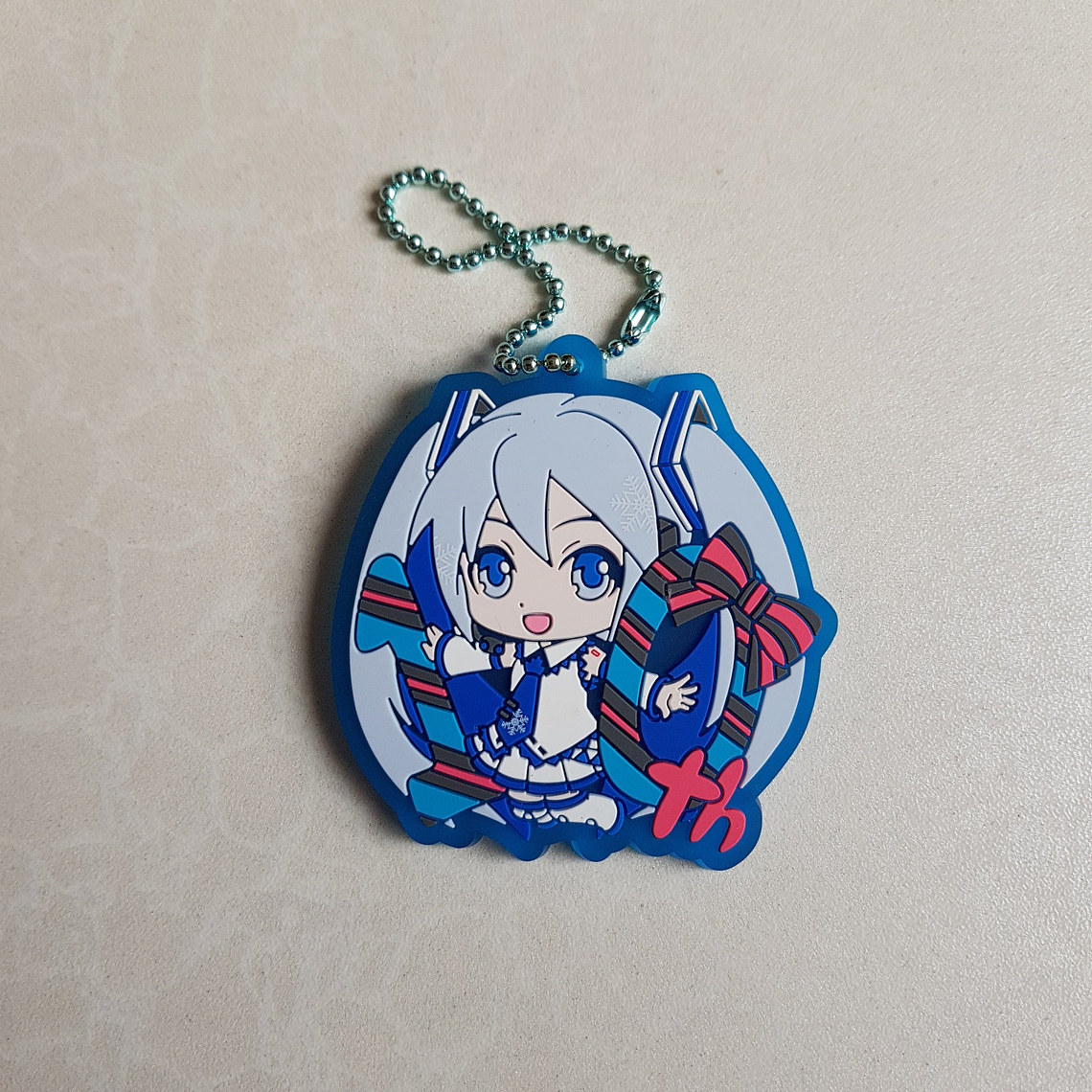 Hatsune Miku (Snow Miku) - Ballchain de goma [VOCALOID] 1