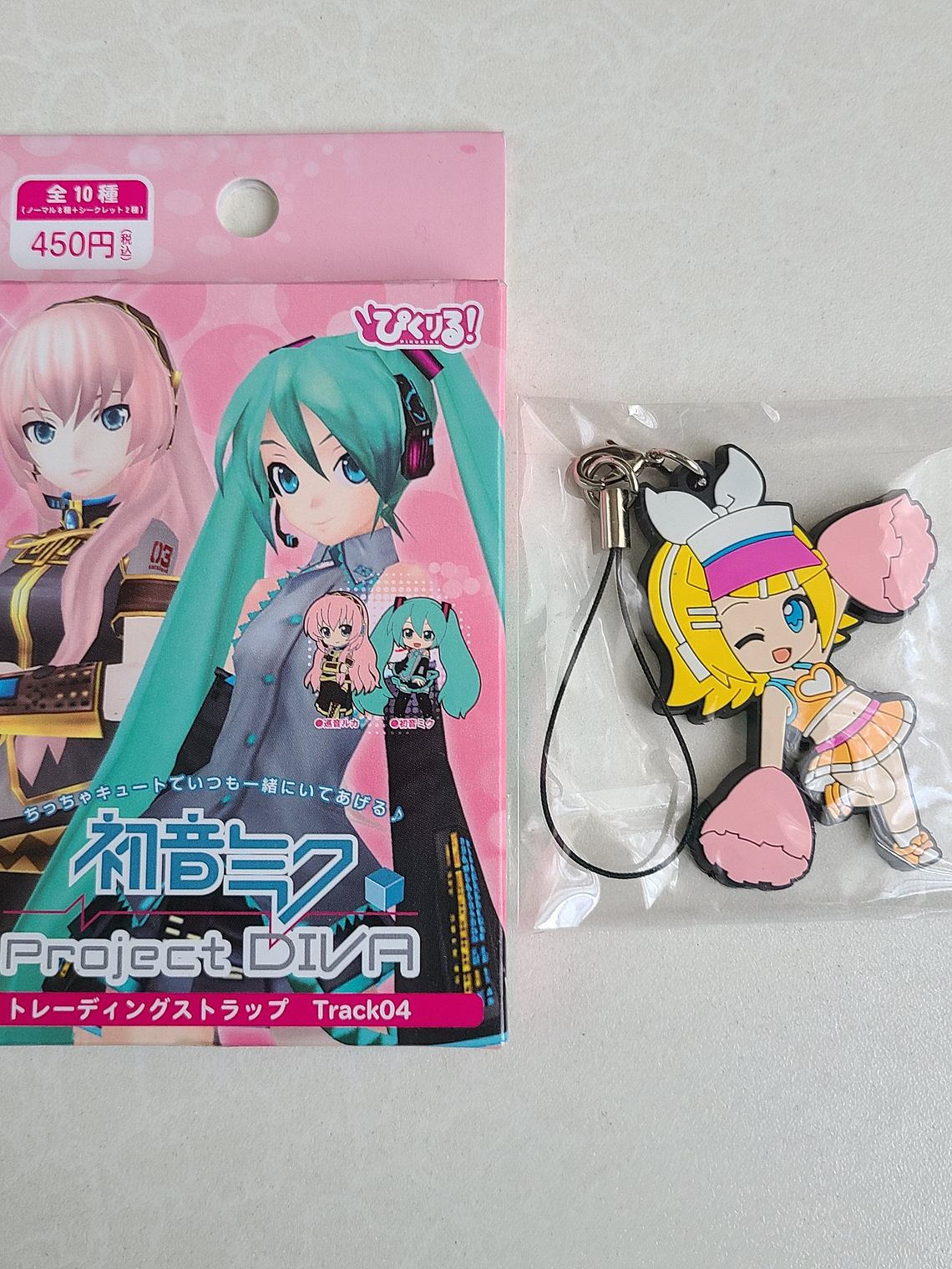 [VOCALOID] Rin Kagamine - Strap de Goma Pikuriru [PROJECT DIVA] 1