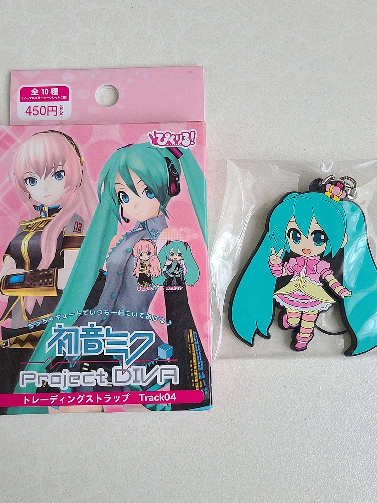 [VOCALOID] Hatsune Miku - Strap de Goma Pikuriru [PROJECT DIVA] 1