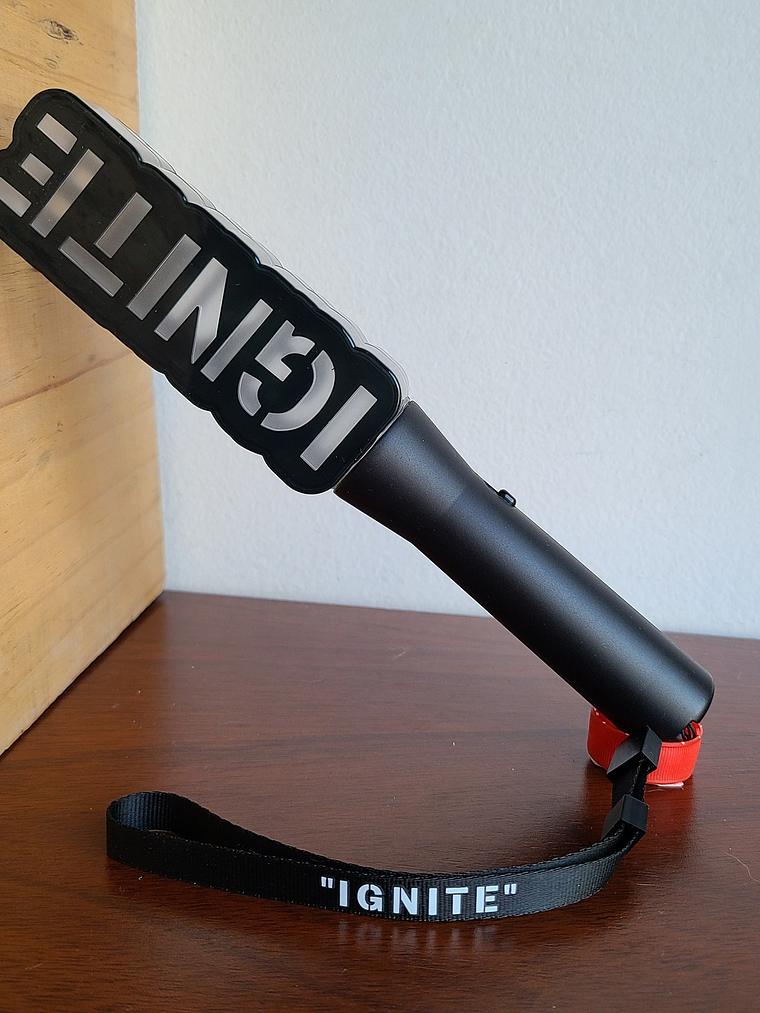 Lightstick KAT-TUN - Ignite Live Tour [Conciertos y Lives] 1