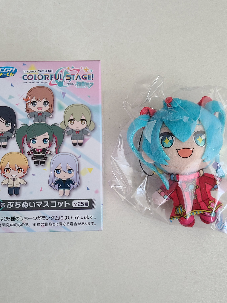 [Wonderlands x Showtime] Hatsune Miku versión Wonderland Sekai - Peluche Petit Nui [Project Sekai] [Vocaloid] 1