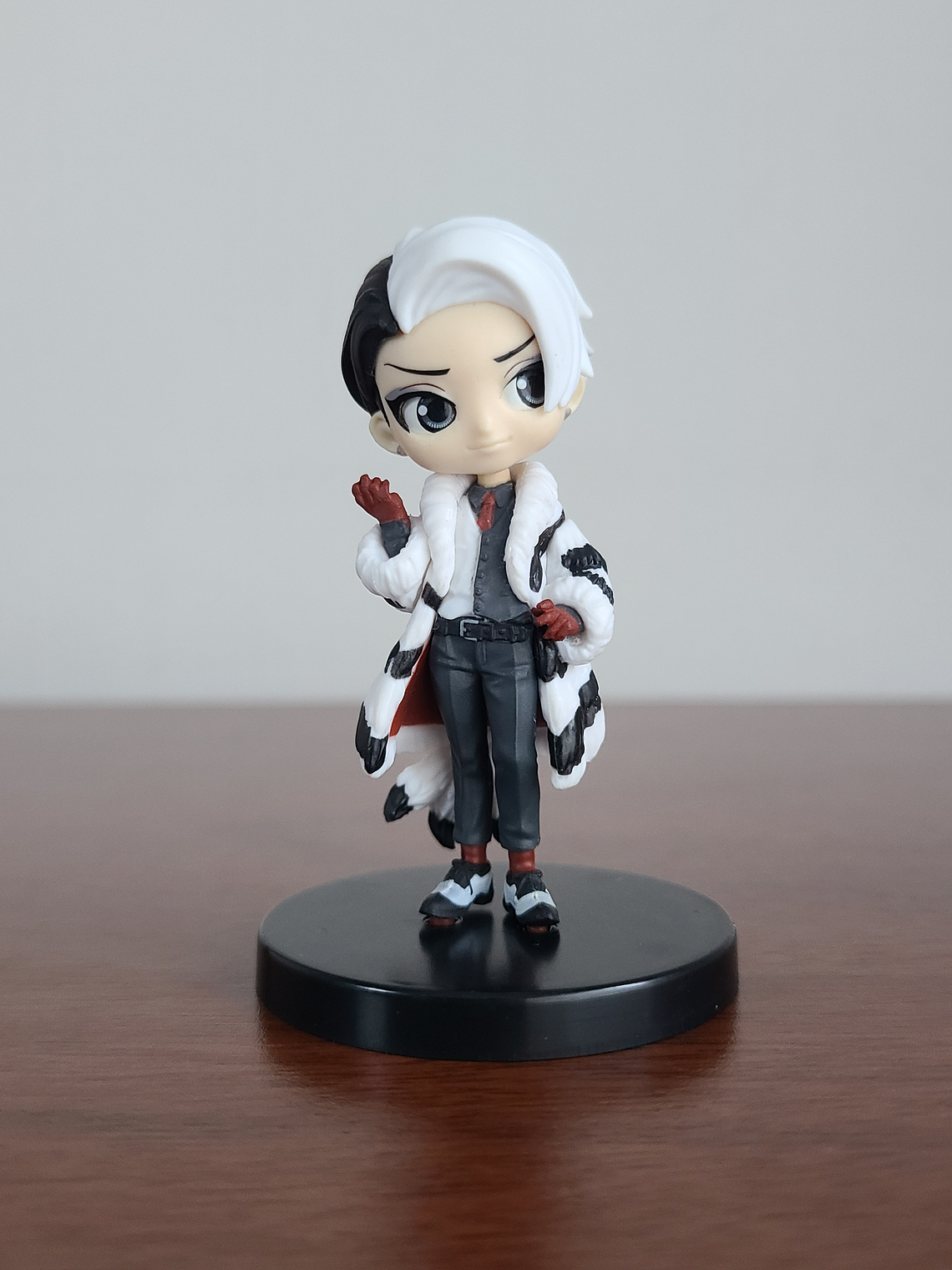 DIVUS CREWEL [NIGHTRAVEN COLLEGE] - FIGURA Q POSKET MINI (BANPRESTO) [TWISTED WONDERLAND] 1