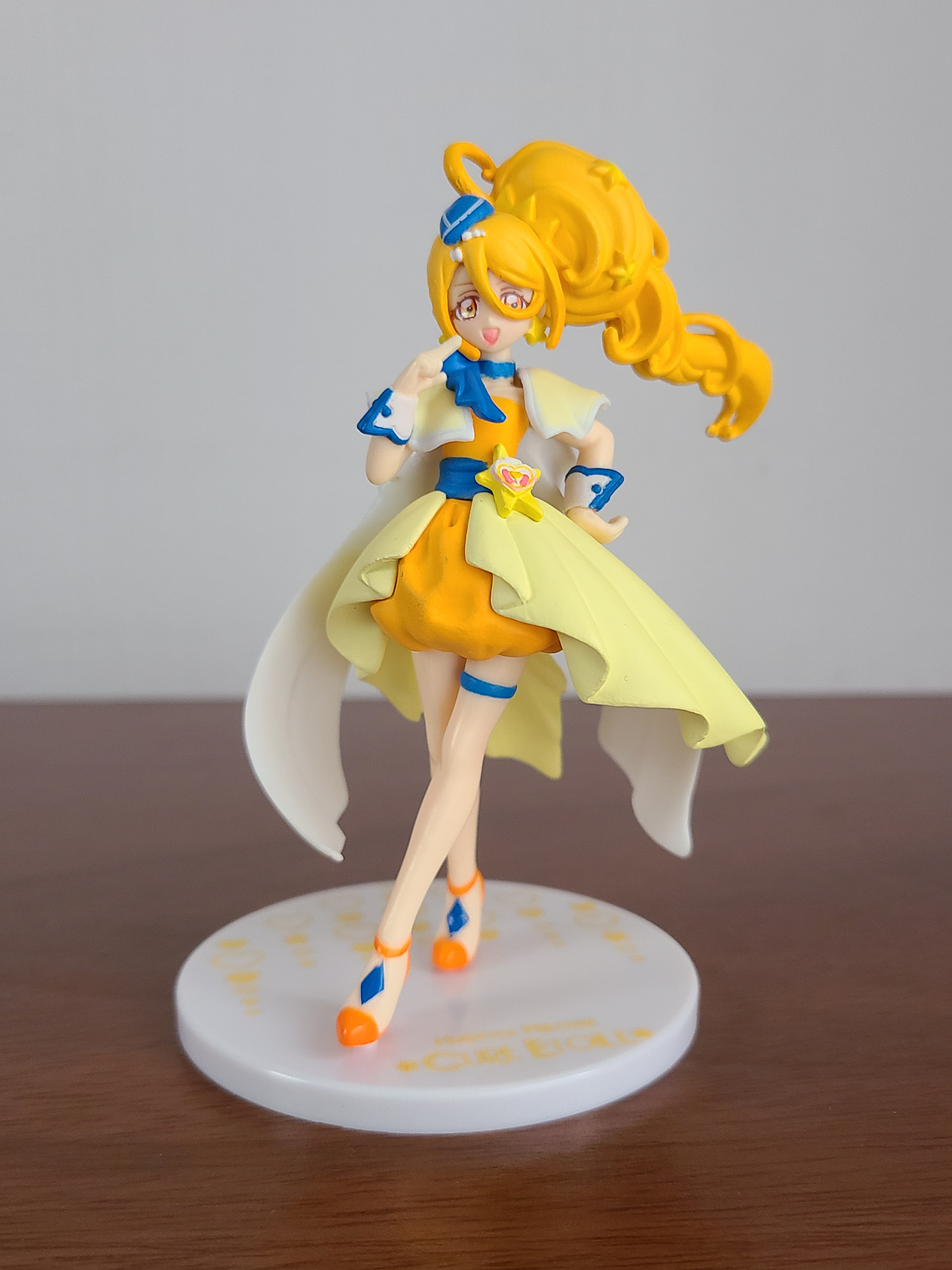 CURE ETOILE - FIGURA CUTIE FIGURES (BANDAI) [HUGTTO PRECURE] 1