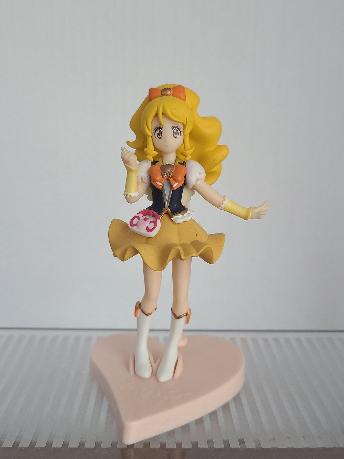 CURE HONEY - FIGURA CUTIE FIGURES (BANDAI) [HAPPINESS CHARGE PRECURE] 1