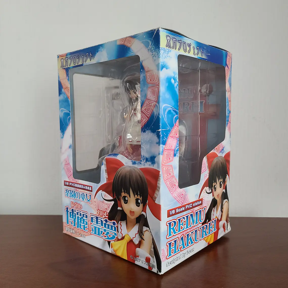 REIMU HAKUREI - FIGURA 1/8 SCALE FIGURE (GRIFFON ENTERPRISES) [TOUHOU PROJECT] 2