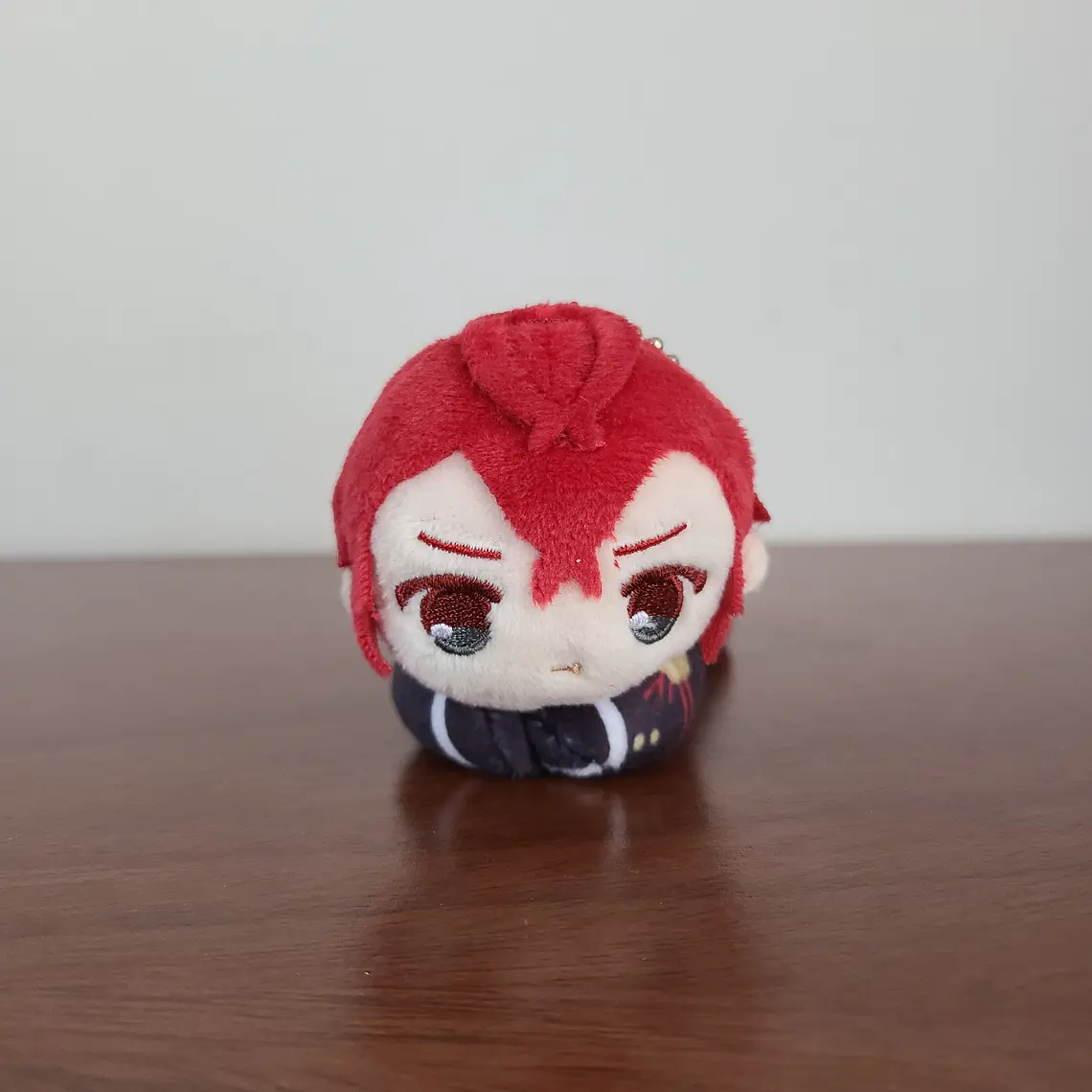 [Heartslabyul] Riddle Rosehearts - Peluche clip Hug Chara Collection [Twsited Wonderland] 1