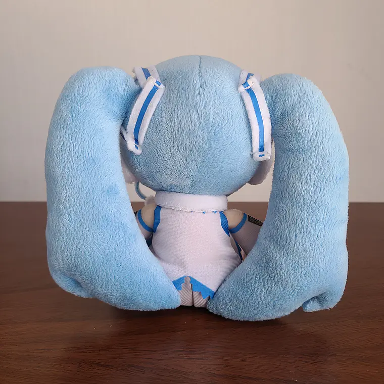 Hatsune Miku - Peluche Snow Miku 2011 [Vocaloid] 2