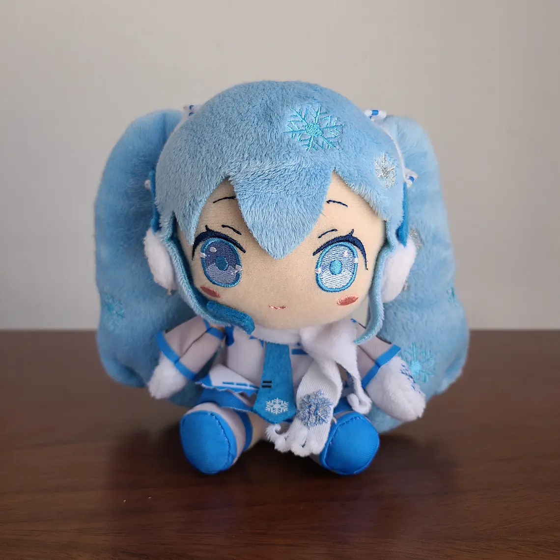 Hatsune Miku - Peluche Snow Miku 2011 [Vocaloid] 1