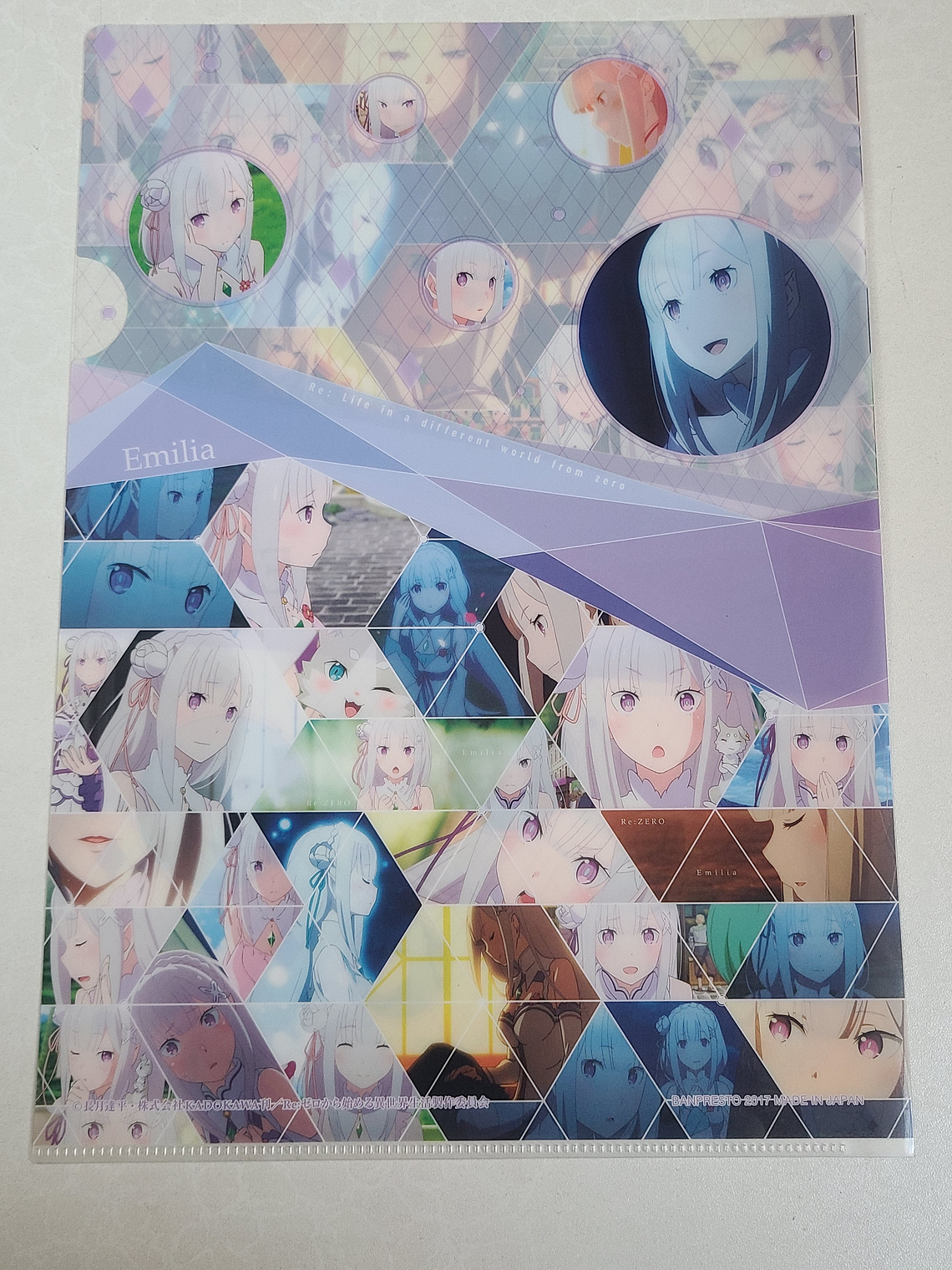 Emilia - Carpeta single [Re Zero] 2