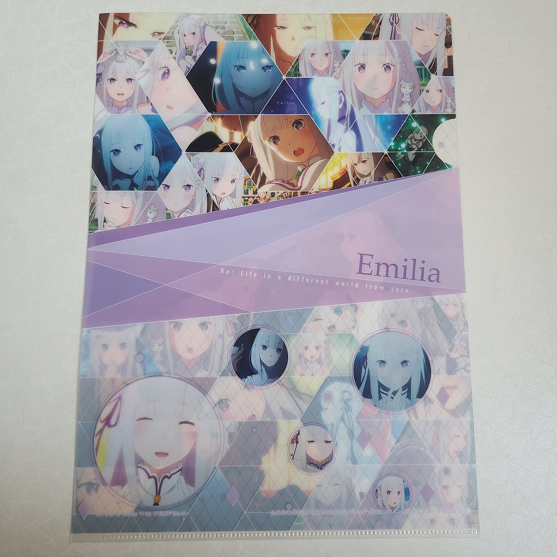 Emilia - Carpeta single [Re Zero] 1
