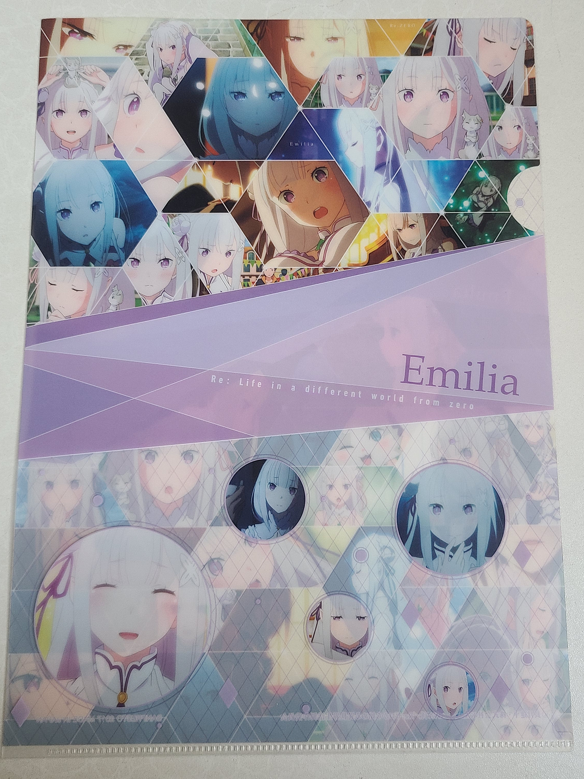 Emilia - Carpeta single [Re Zero] 1