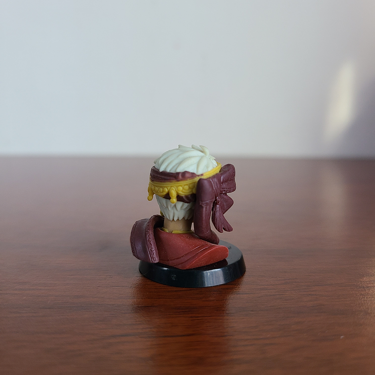 [Scarabia] Kalim Al Asim - Figurita Busto Chocoegg [Twisted Wonderland] 2