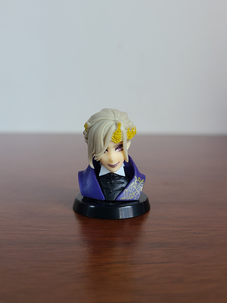 [Pomefiore] Vil Schoenheit - Figurita Busto Chocoegg [Twisted Wonderland] 1