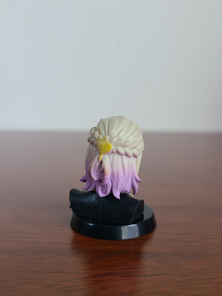 [Pomefiore] Vil Schoenheit - Figurita Busto Chocoegg [Twisted Wonderland] 2