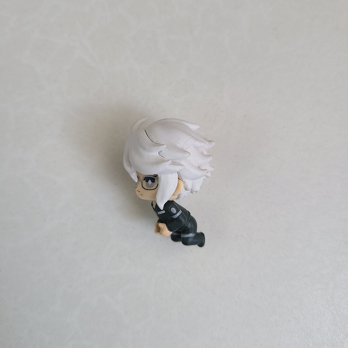 [Octavinelle] Azul Ashengrotto - Figurita para cables [Twisted Wonderland] 2