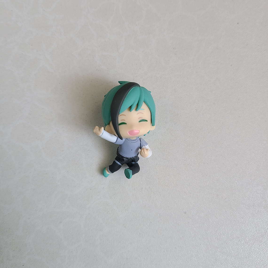 [Octavinelle] Floyd Leech - Figurita para cables [Twisted Wonderland] 1