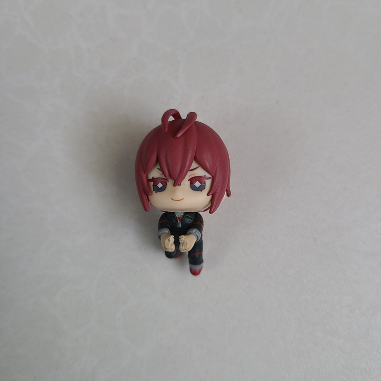 [Heartslabyul] Riddle Rosehearts - Figurita para cables [Twisted Wonderland] 1