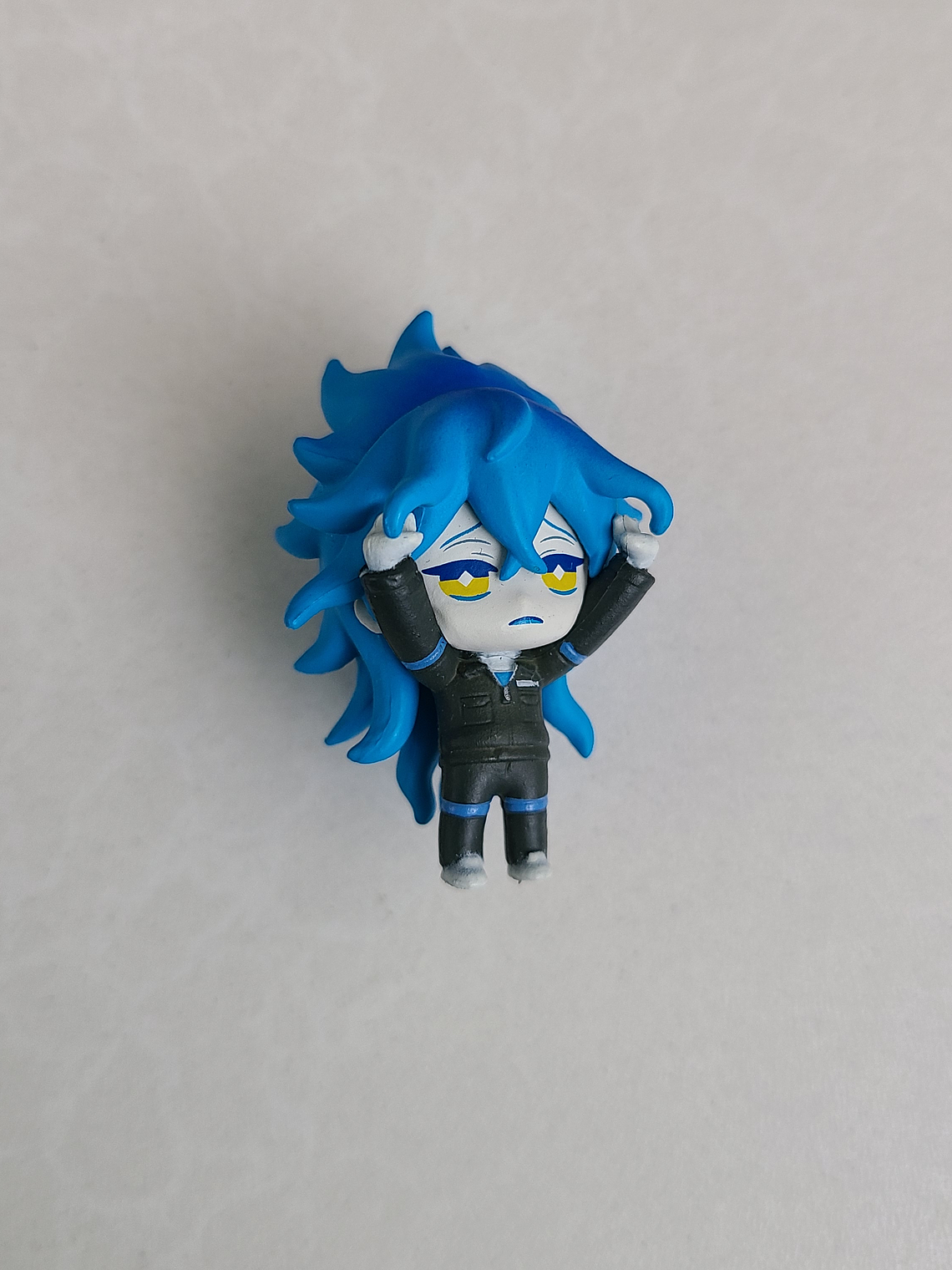 [Ignihyde] Idia Shroud - Figurita para cables [Twisted Wonderland] 1