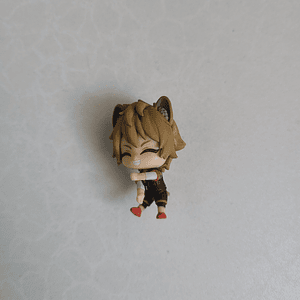 [Savanaclaw] Ruggie Bucchi - Figurita para cables [Twisted Wonderland]