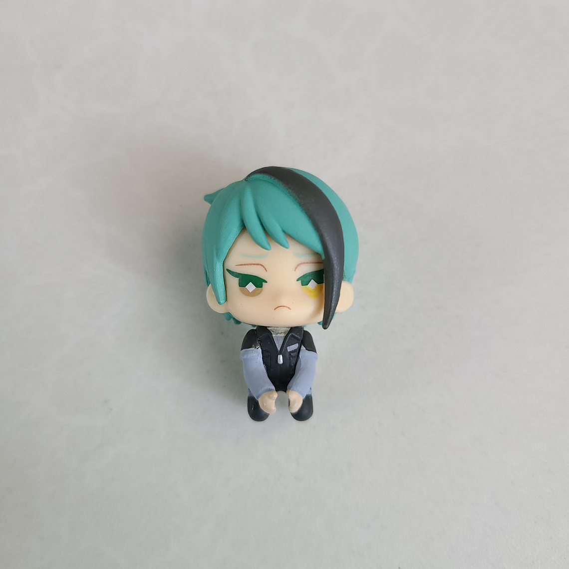 [Octavinelle] Jade Leech - Figurita para cables [Twisted Wonderland] 1