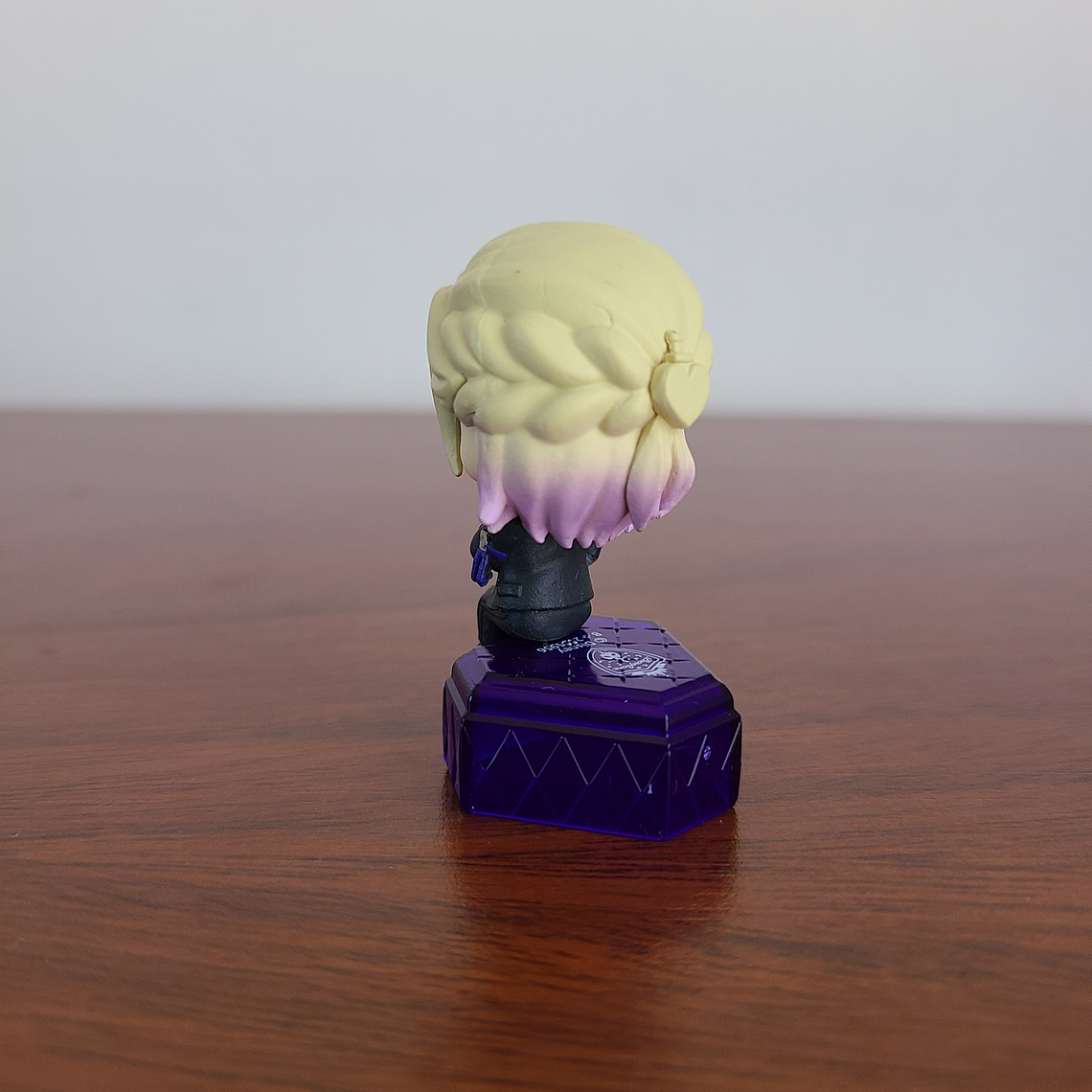 [Pomefiore] Vil Schoenheit - Figurita Suwarasetai [Twisted Wonderland] 2