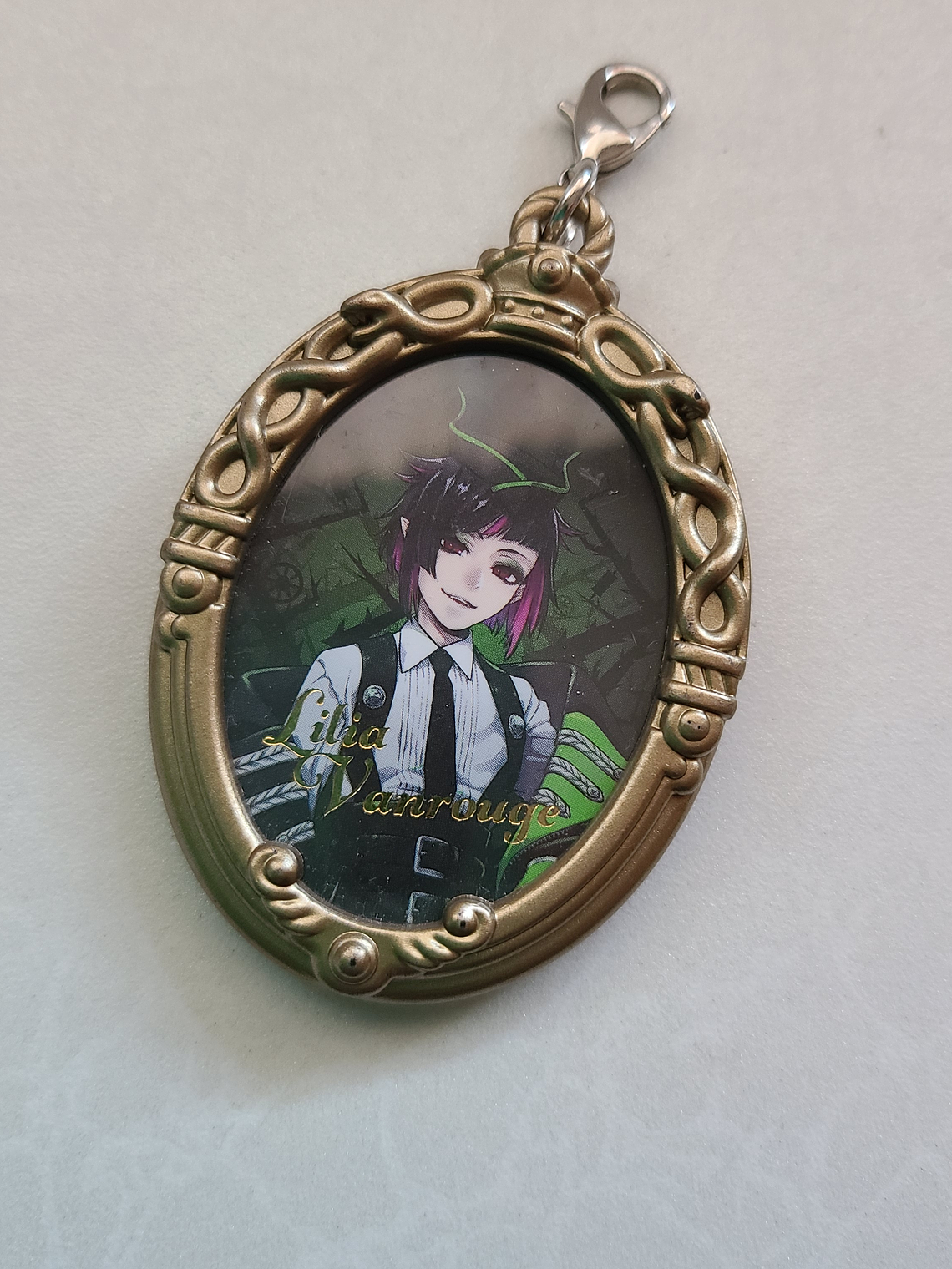 [Diasomnia] Lilia Vanrouge - Strap Photoframe [Twisted Wonderland] 1