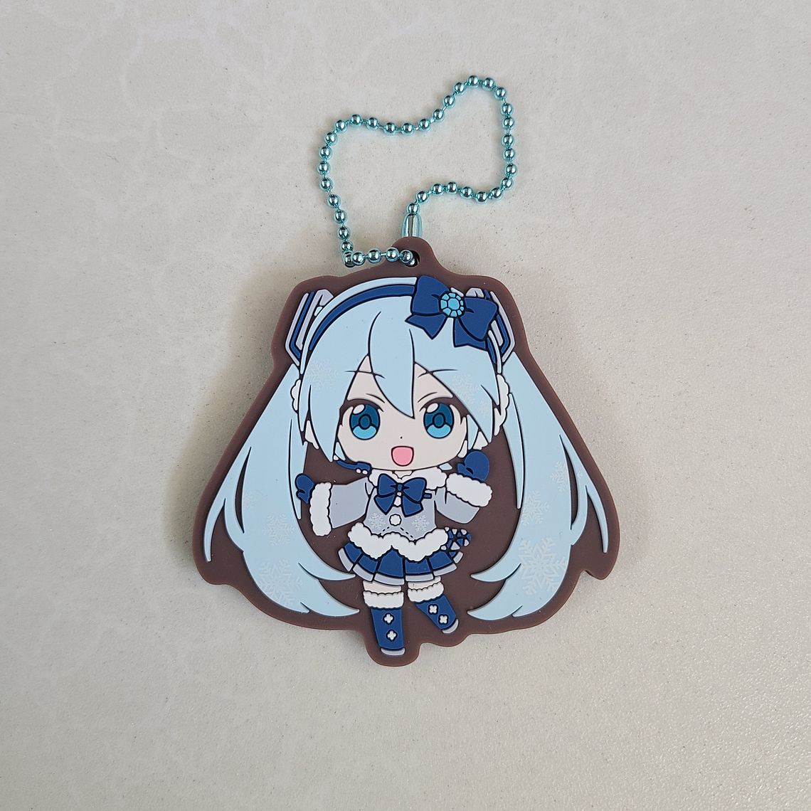 Hatsune Miku (Snow Miku 2012) - Ballchain de goma [VOCALOID] 1