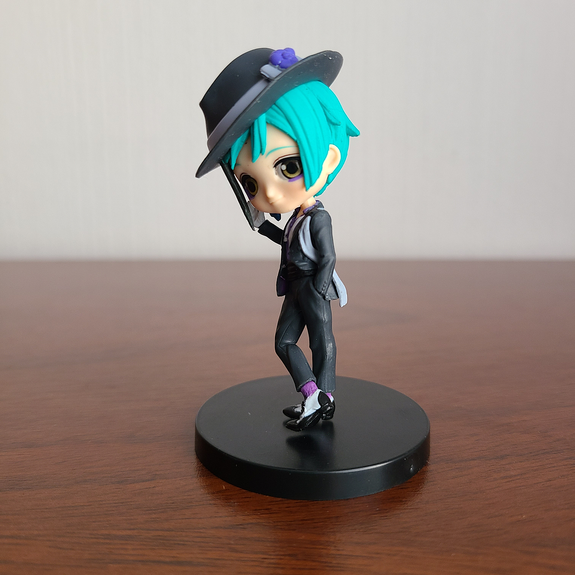 FLOYD LEECH [OCTAVINELLE] - FIGURA Q POSKET MINI (BANPRESTO) [TWISTED WONDERLAND] 2