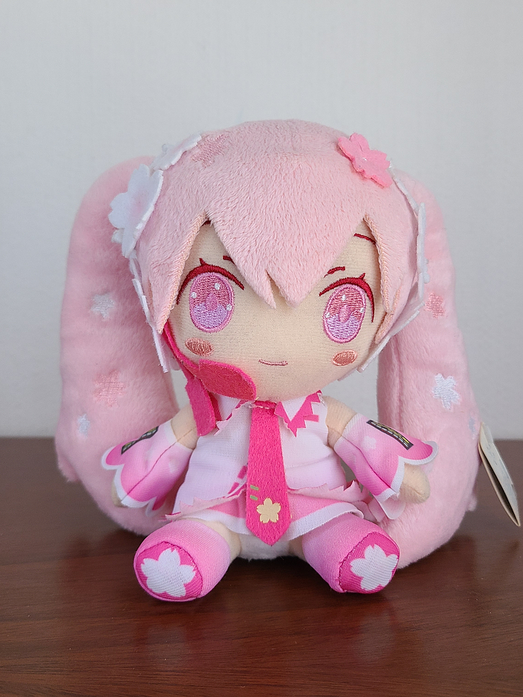 Hatsune Miku - Peluche Sakura Miku 2011 [Vocaloid] 1