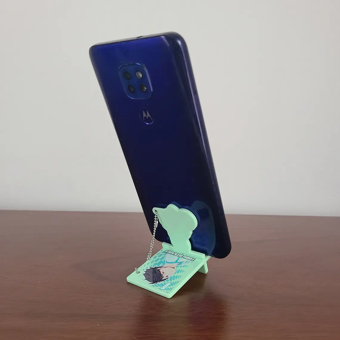 [Aoba Johsai] Toru Oikawa - Stand para celular [Haikyuu] 2