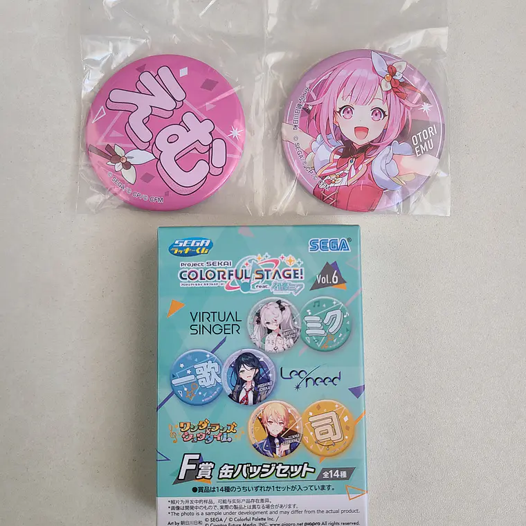 [Wonderlands] Emu Otori - Set de chapitas [Project Sekai] 1
