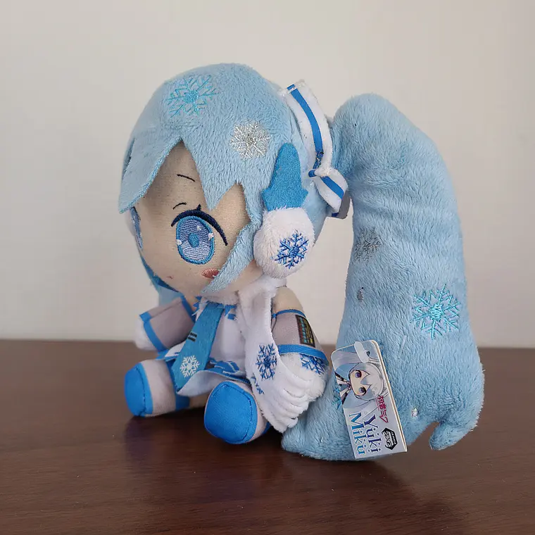 Hatsune Miku - Peluche Snow Miku 2011 [Vocaloid] 5
