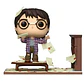 POP figure Deluxe Harry Potter Anniversary Harry Potter with Hogwarts Letters Exclusive - Thumbnail 2