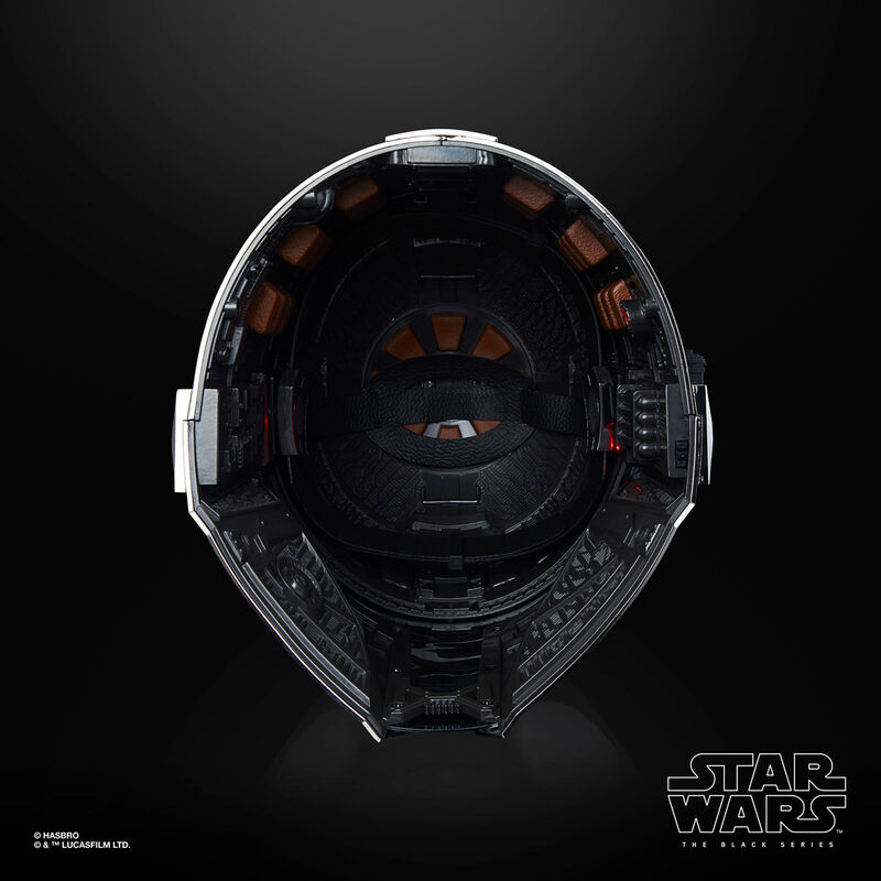Star Wars The Mandalorian electronic helmet 1