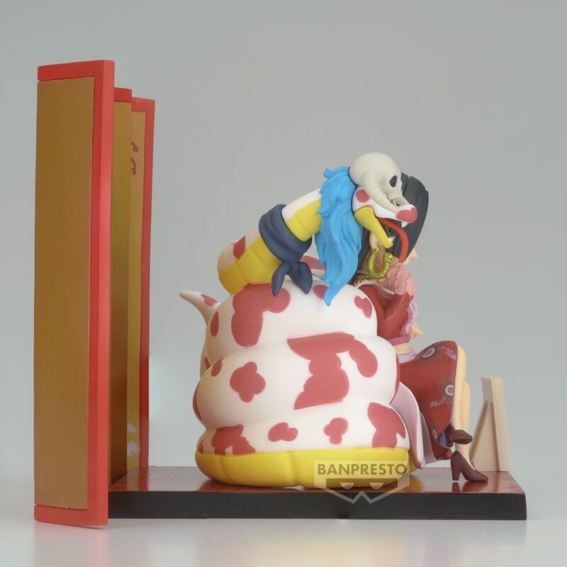 One Piece World Collectable Special Boa Hancock & Salome figure 6cm 3