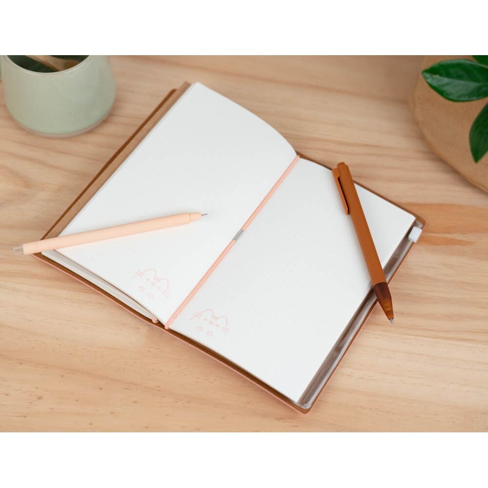 Pusheen travel notebook 3
