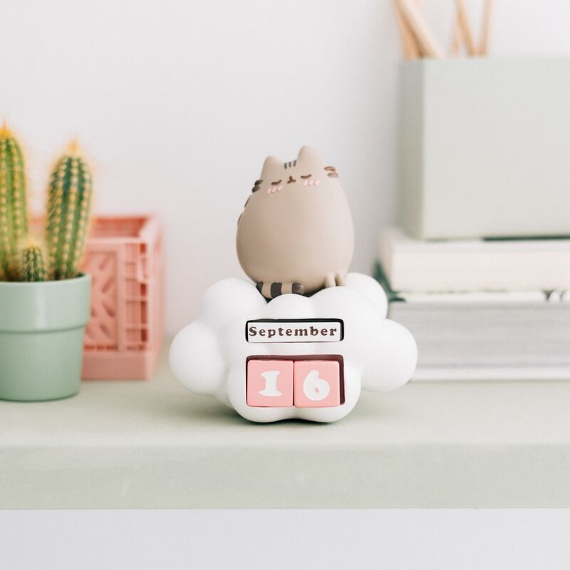 Pusheen Purrfect Love Collection 3D perpetual calendar 4