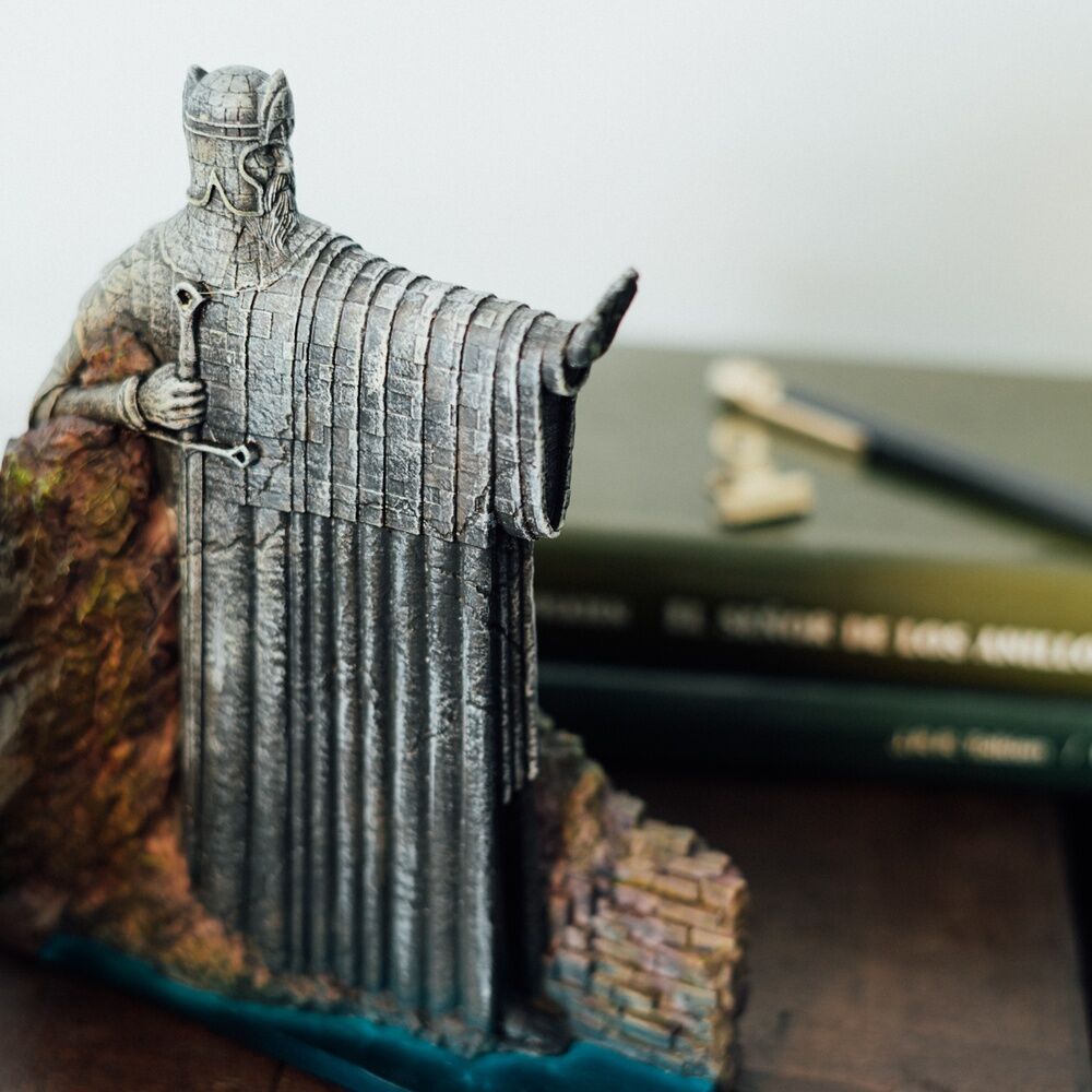 The Lord of the Rings Argonath bookends 3