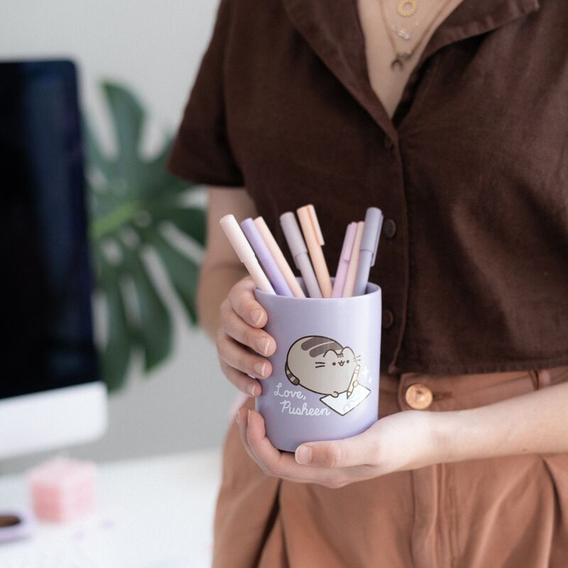 Pusheen Moments Pencil holder 4