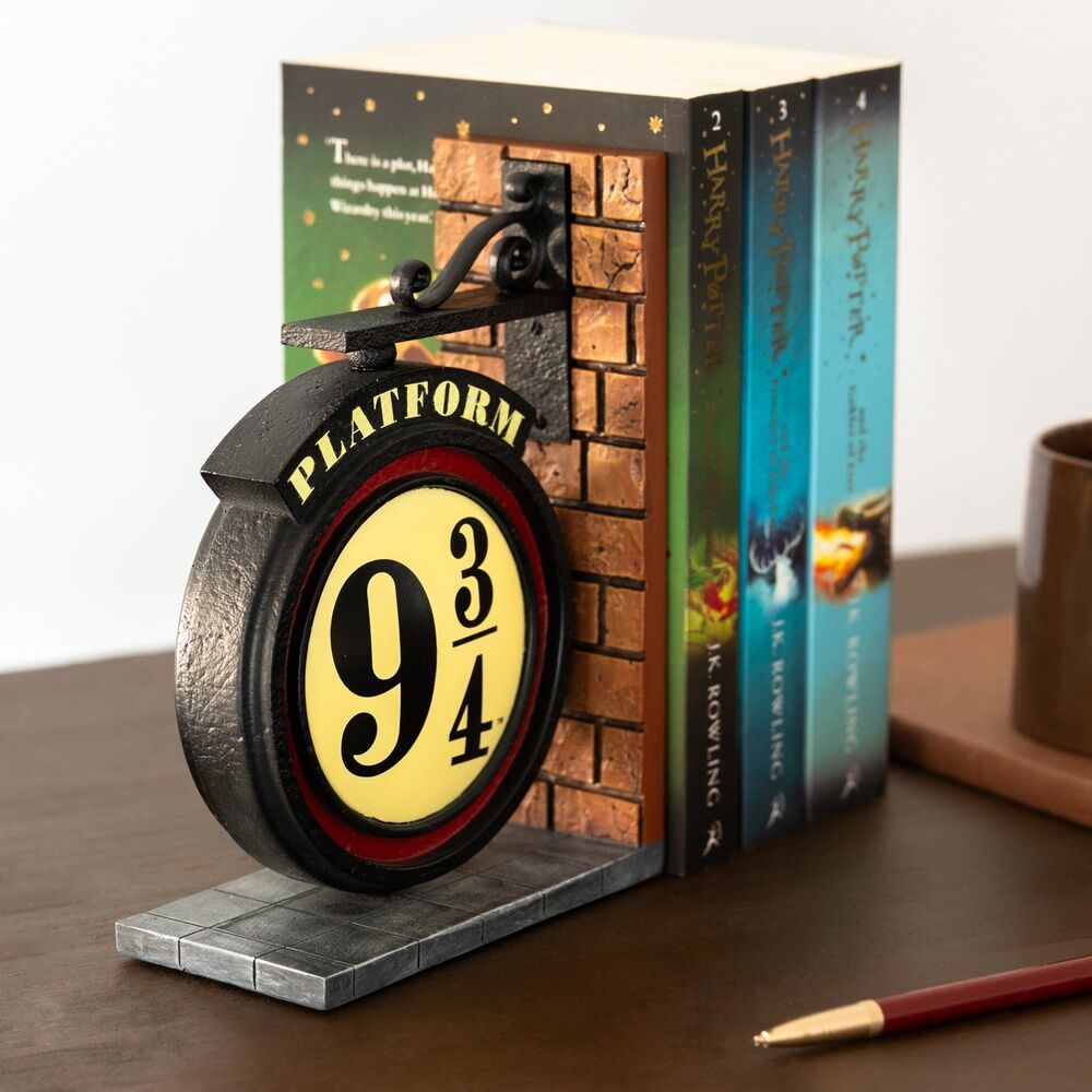 Harry Potter Platform 9 3/4 bookends 5