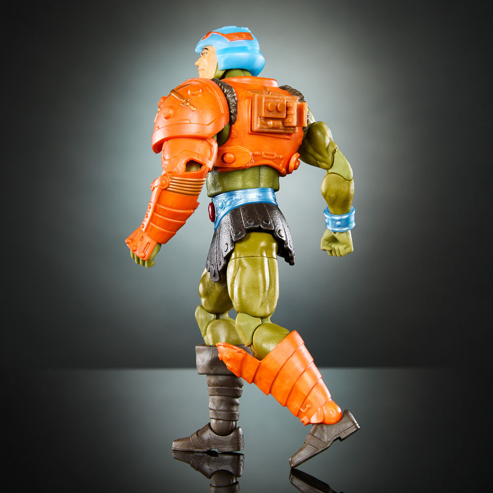 Masters of the Universe New Eternia Man-At-Arms figure 17cm 4