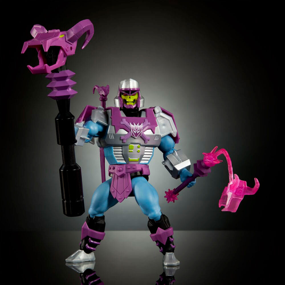 Masters of the Universe x Transformers Megatron Armor Skeletor figure 14cm 7