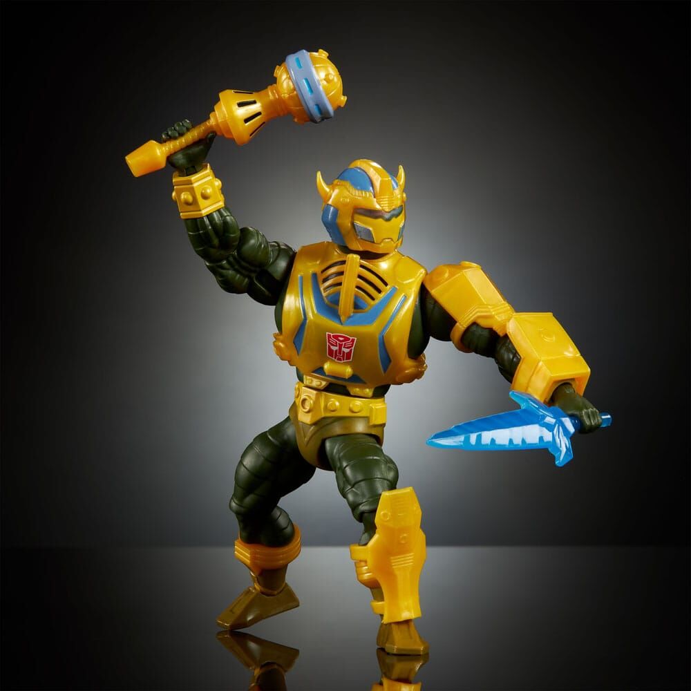 Masters of the Universe x Transformers Bumblebee Armor Man-At-Arms figure 14cm 3