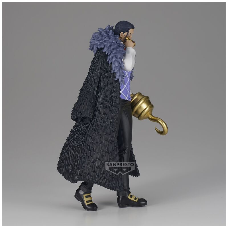 One Piece Crocodile Shukko figure 17cm 2